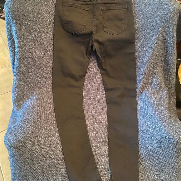 Jeans - Picture 2 of 4